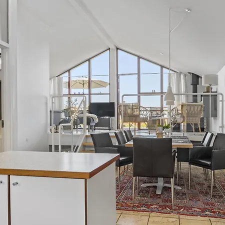 Lovely In With Kitchen