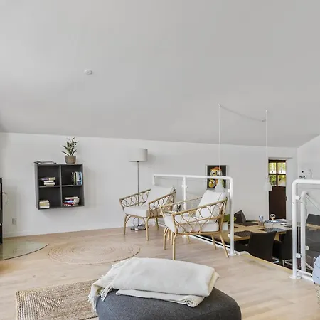 Lovely In With Kitchen Holiday home *