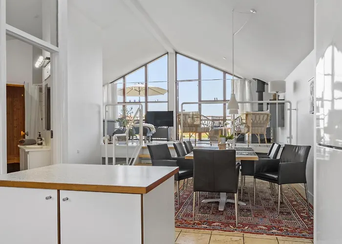 Lovely In With Kitchen